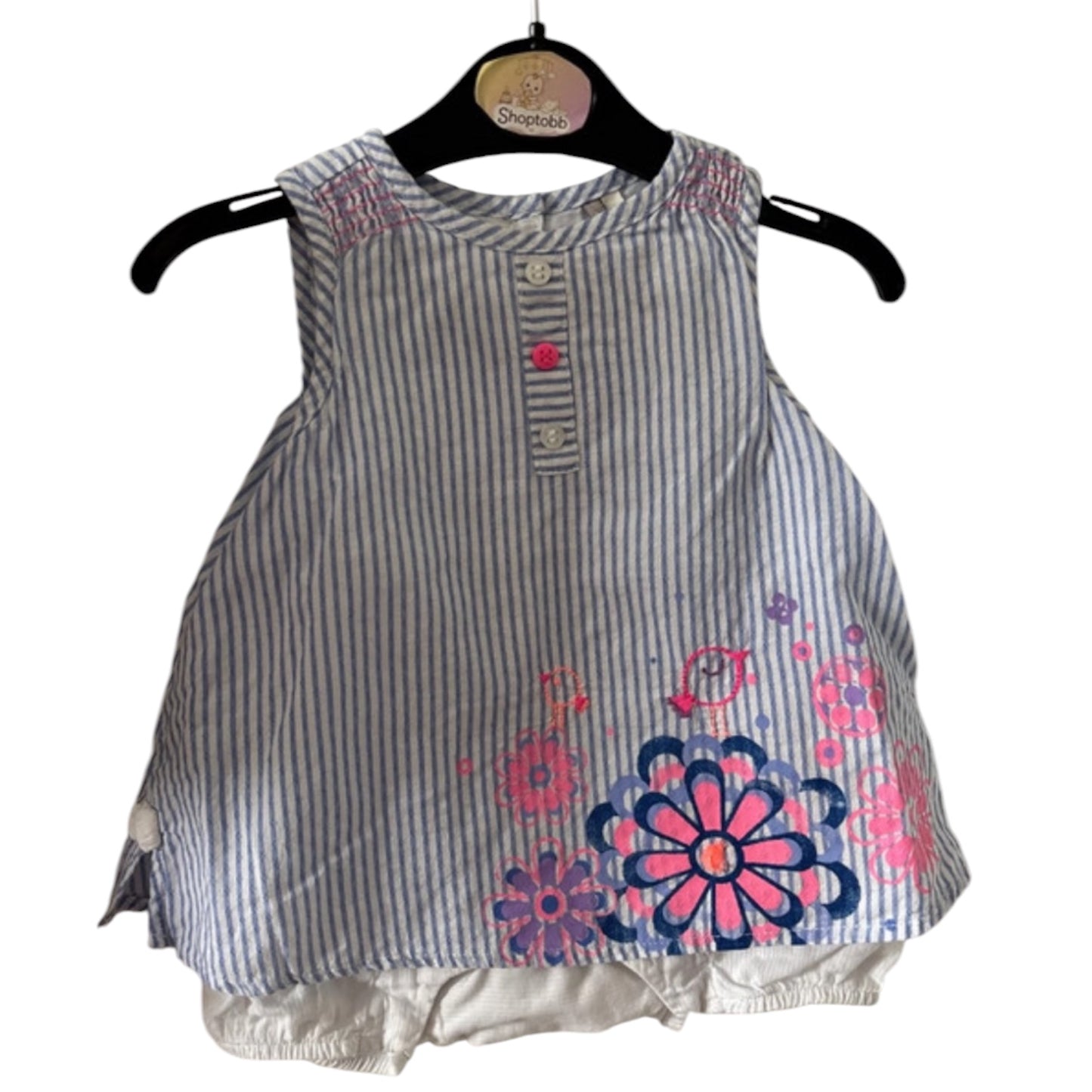Robe avec cache couche intégré